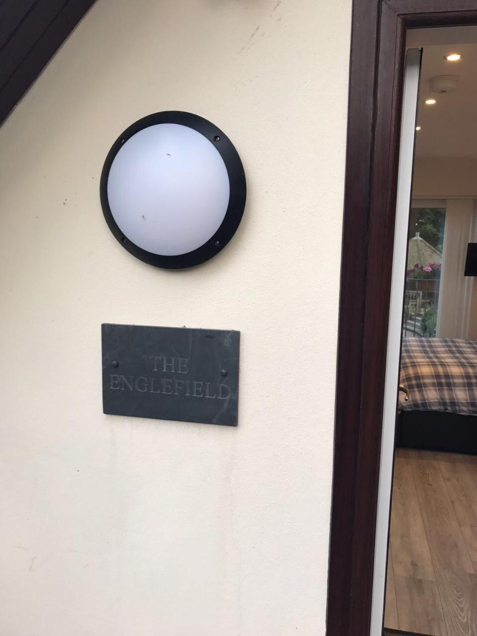 The Firs - Englefield Studio Bed & Breakfast Douglas Ngoại thất bức ảnh
